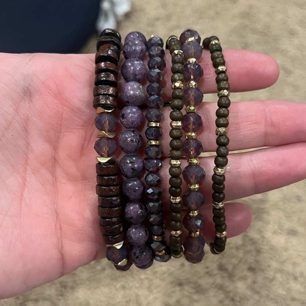 Stackable Beaded Bracelet Set - Picture 3 of 5